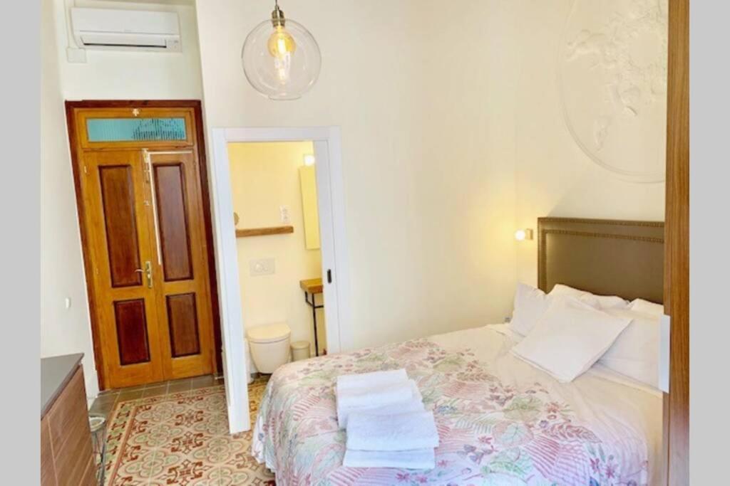 Cozy Studio With Balcony In The Best Place Apartment Sitges Bagian luar foto